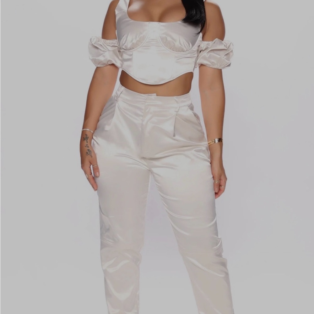 Fashion Nova Cream Satin Pants & Top Set. New with tags.